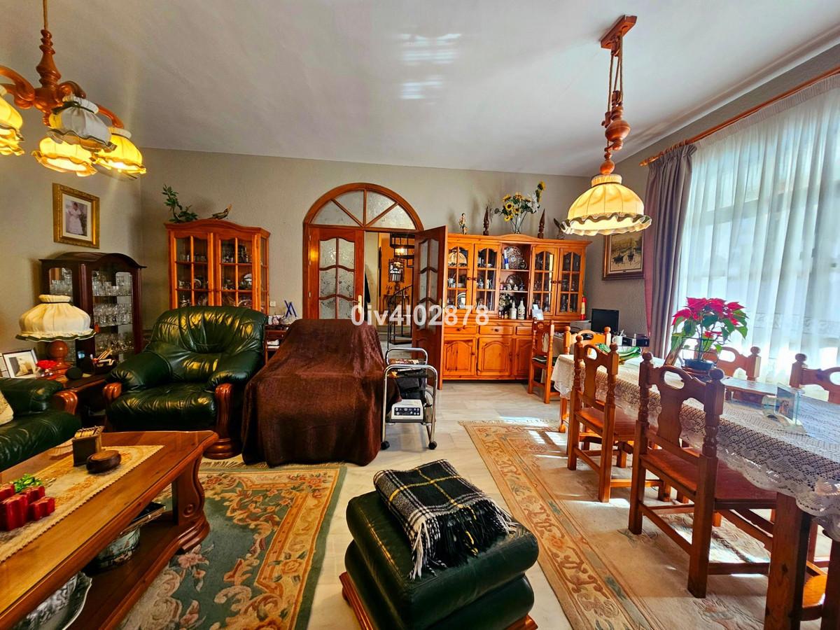 Villa for Sale in Benalmádena