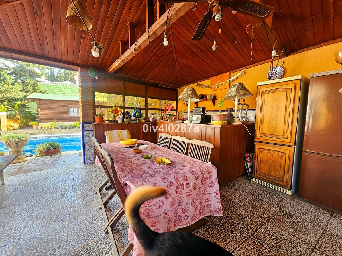 Villa for Sale in Benalmádena