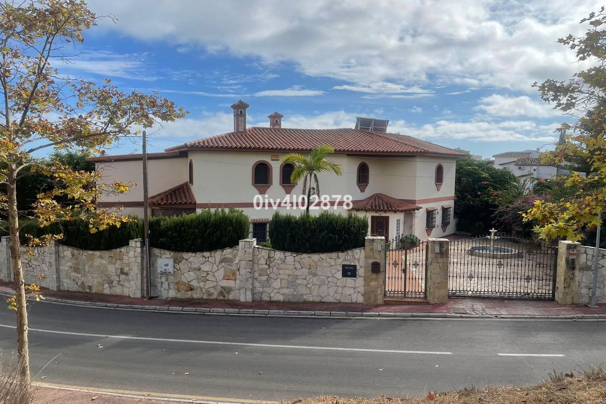 Villa en Venta en Benalmádena
