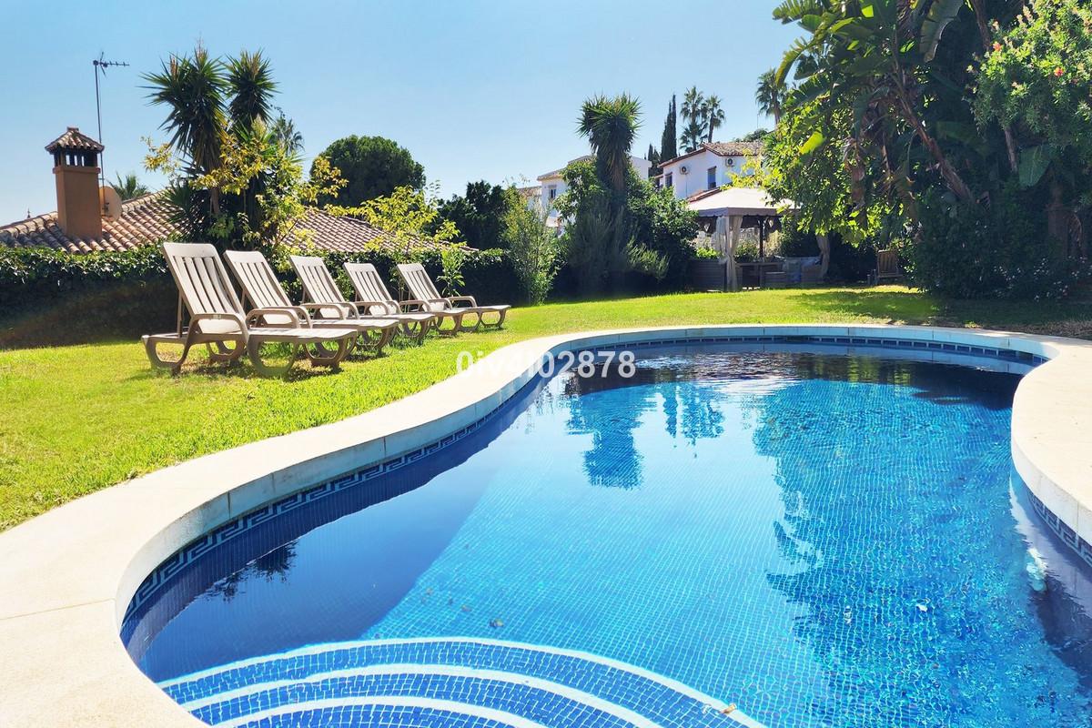 Villa en Venta en Benalmádena