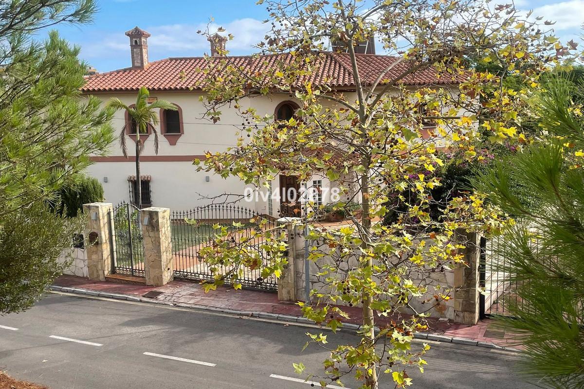 Villa en Venta en Benalmádena