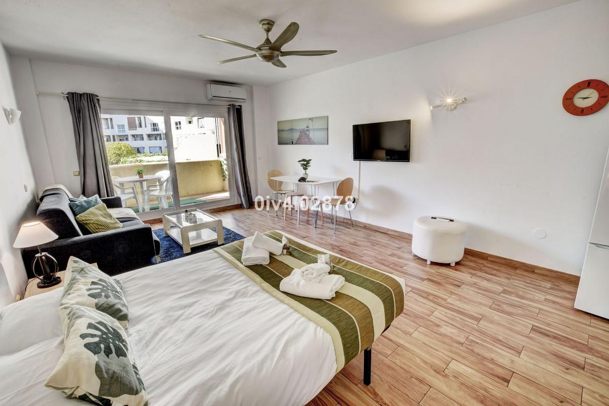 Studio for Sale in Benalmádena