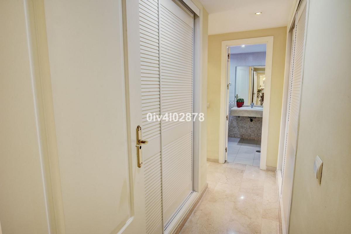 Apartment for Sale in Benalmádena
