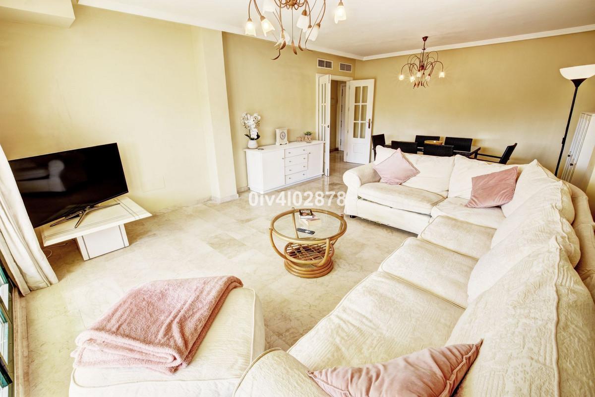 Apartment for Sale in Benalmádena