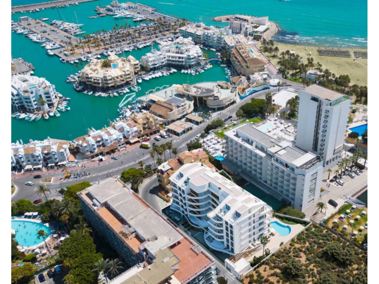 Apartment for Sale in Benalmádena