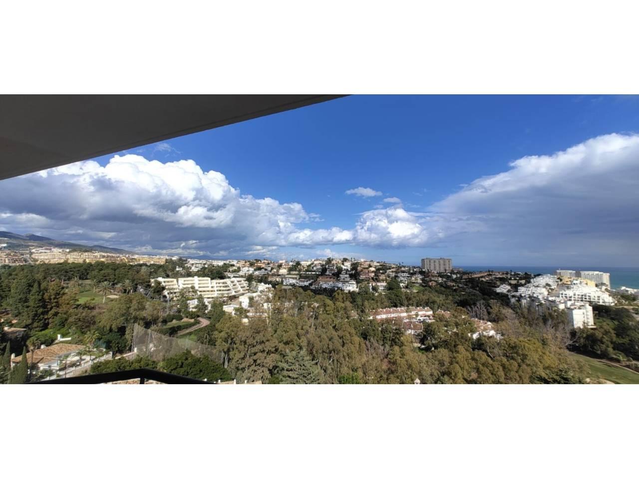 Penthouse for Sale in Benalmádena