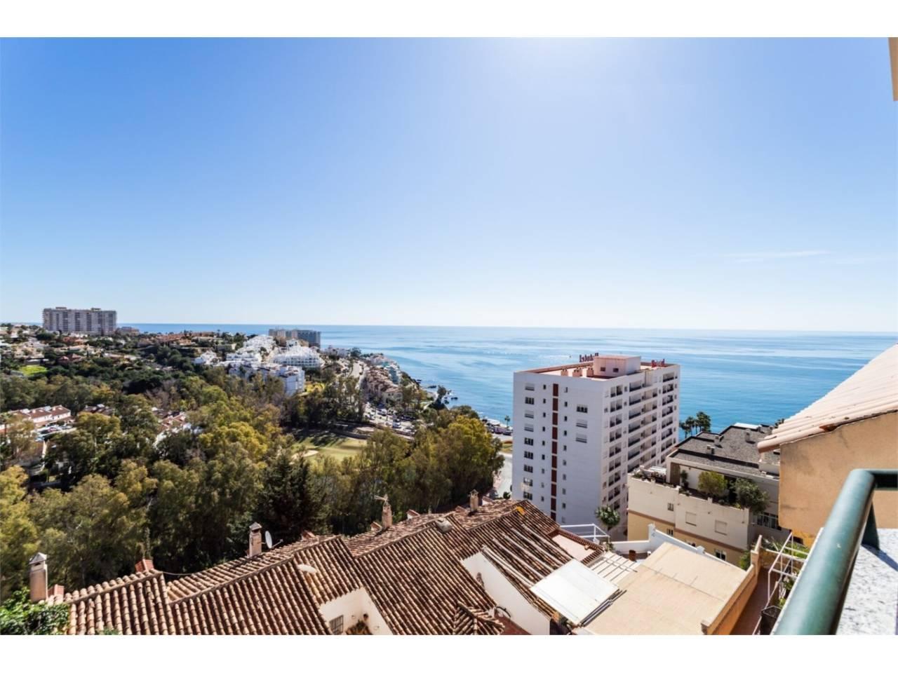 Penthouse for Sale in Benalmádena