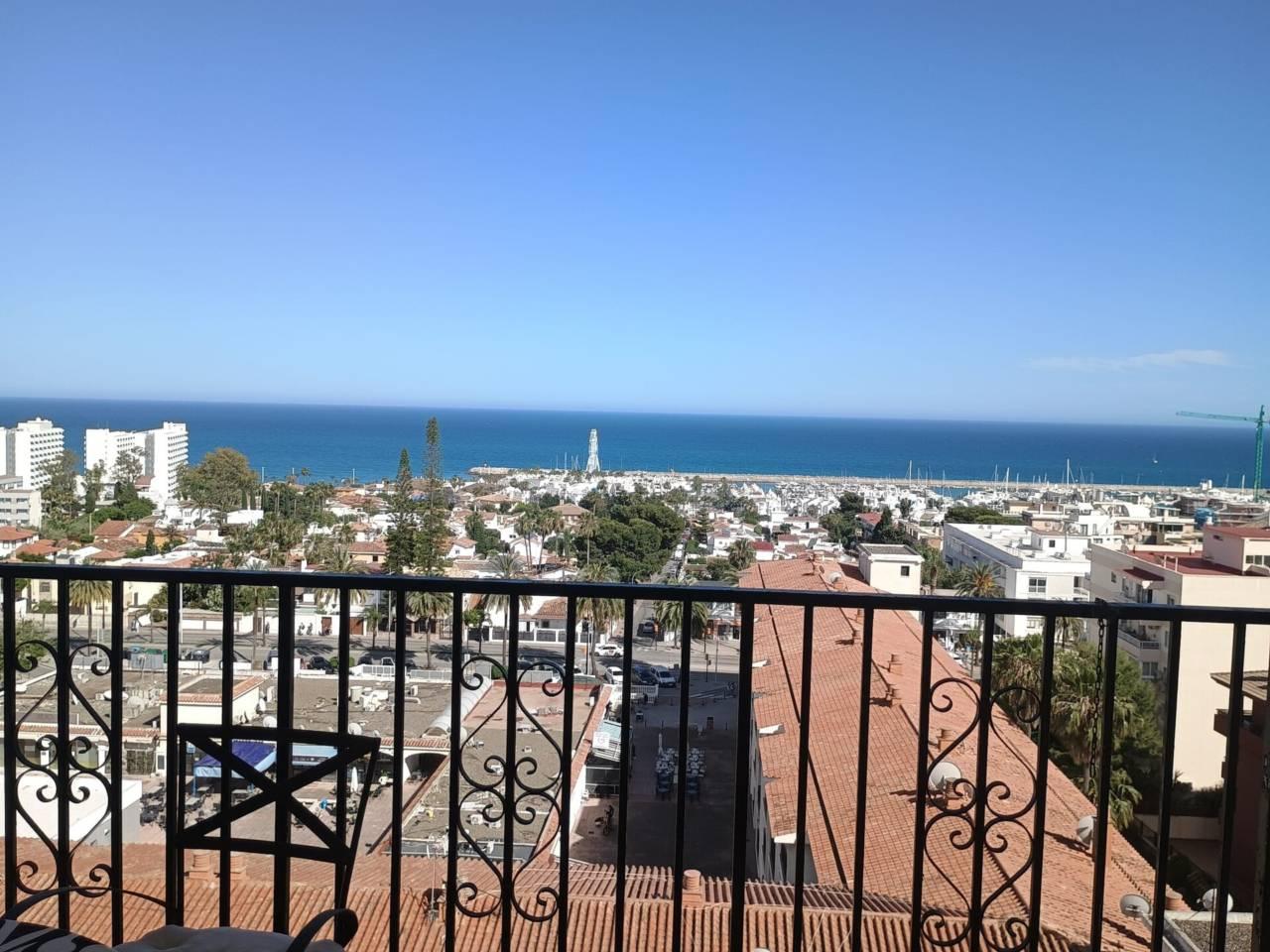 Penthouse for Sale in Benalmádena