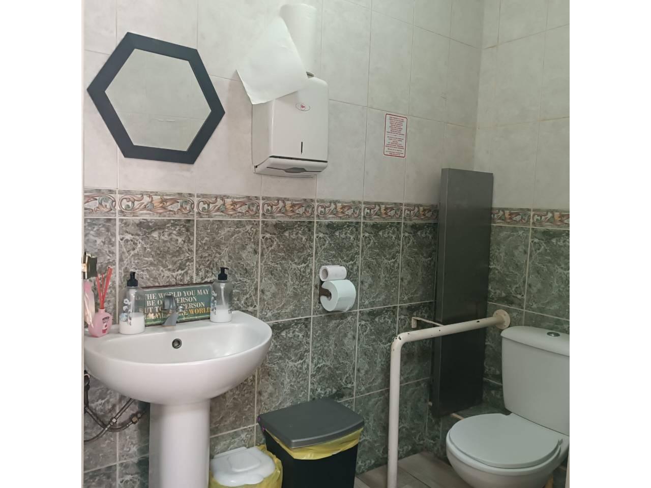 Premise for Sale in Benalmádena