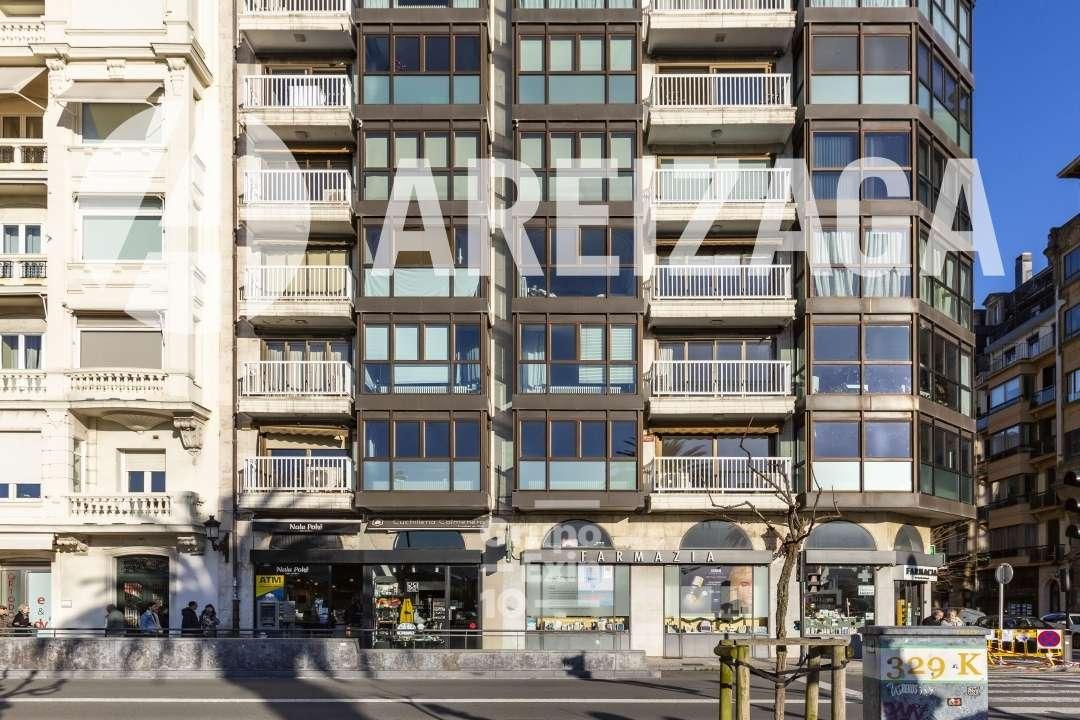 Flat for Sale in San Sebastián