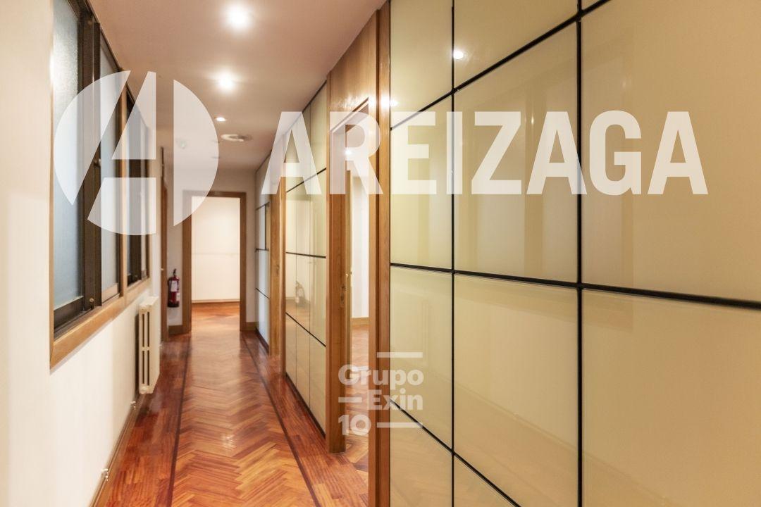 Flat for Sale in San Sebastián