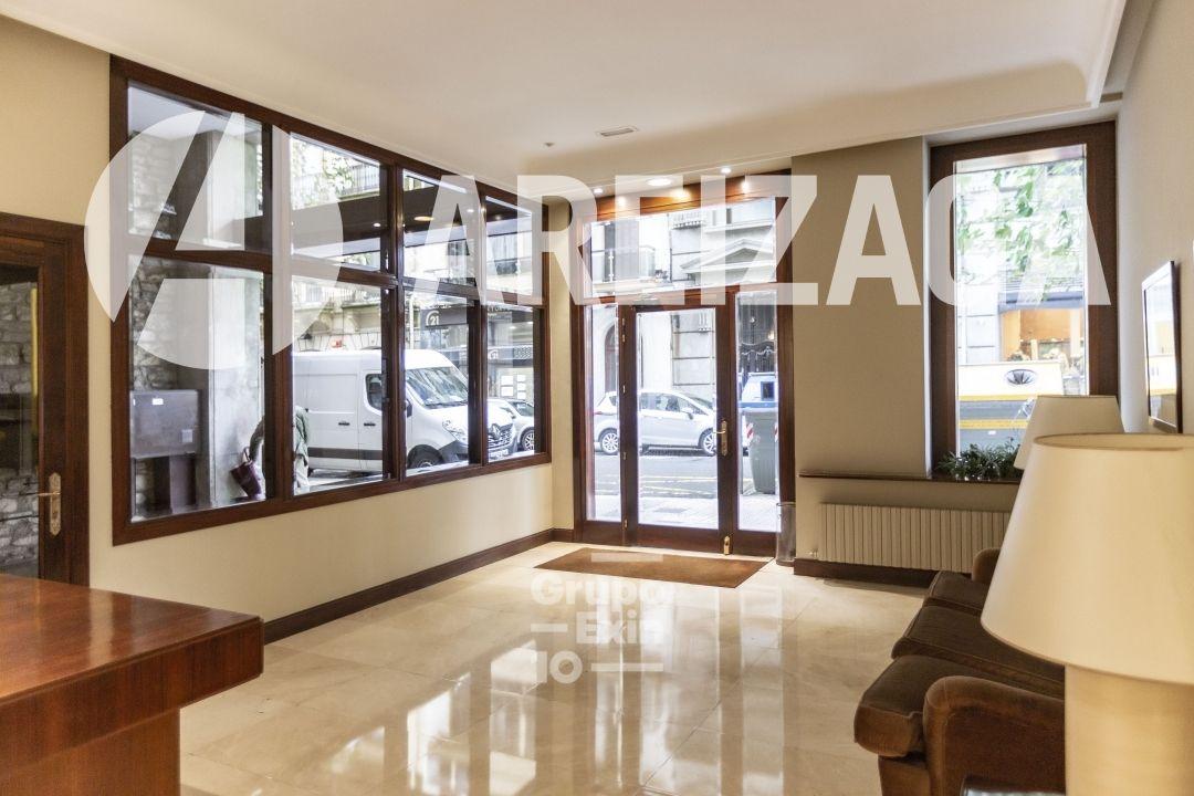 Flat for Sale in San Sebastián