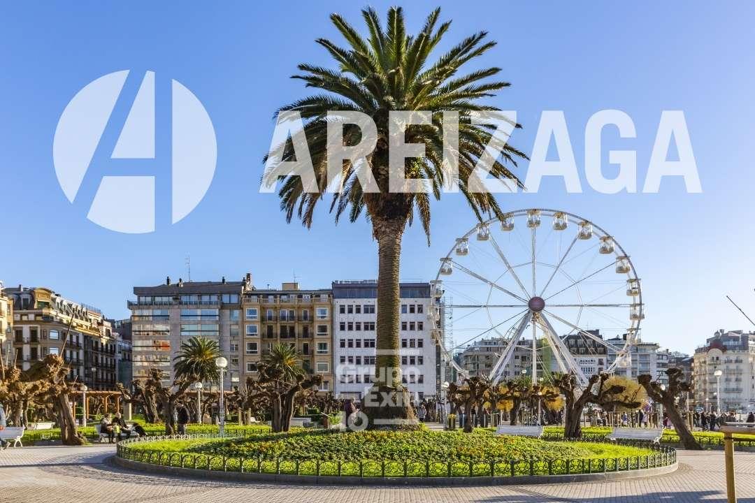 Flat for Sale in San Sebastián
