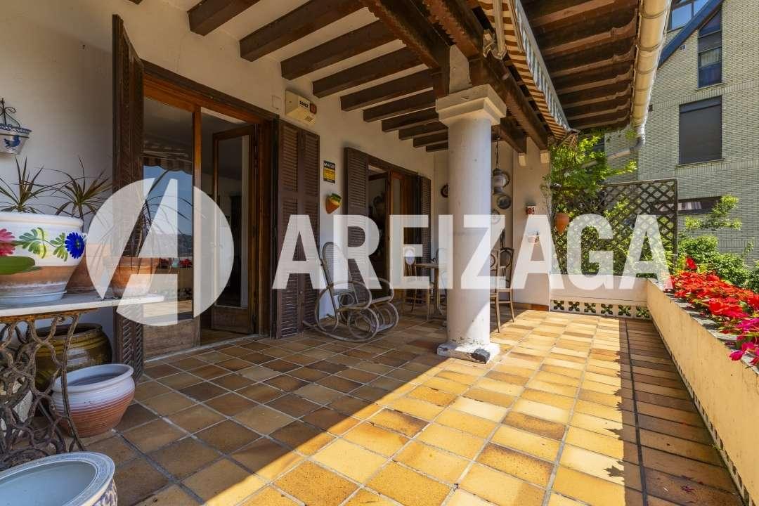Villa for Sale in San Sebastián