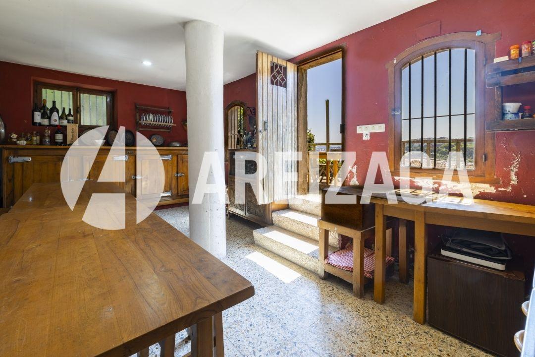 Villa for Sale in San Sebastián