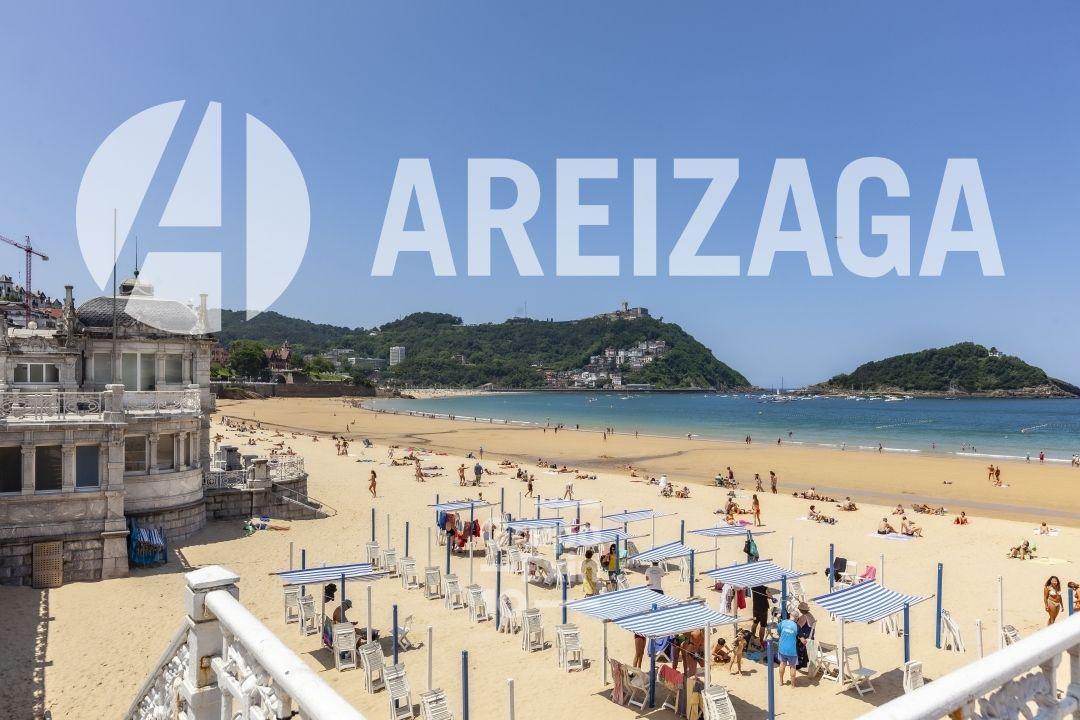 Flat for Sale in San Sebastián