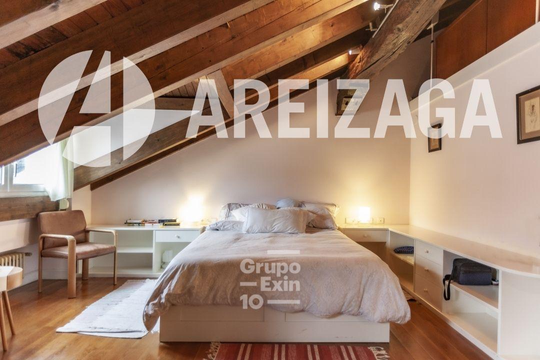 Flat for Sale in San Sebastián