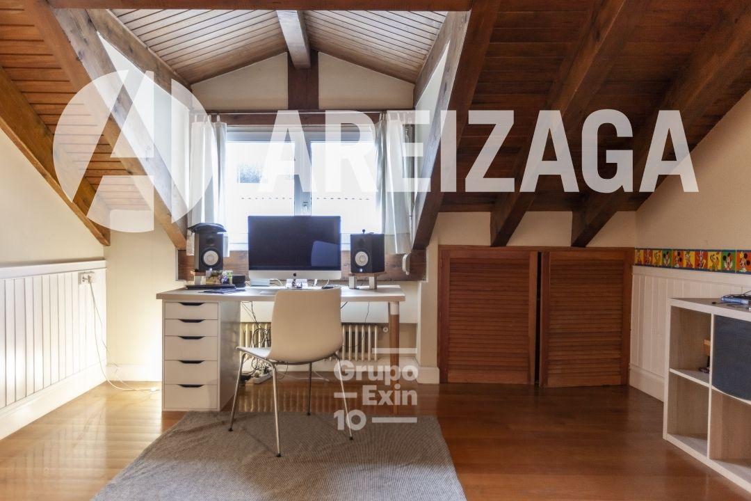 Flat for Sale in San Sebastián