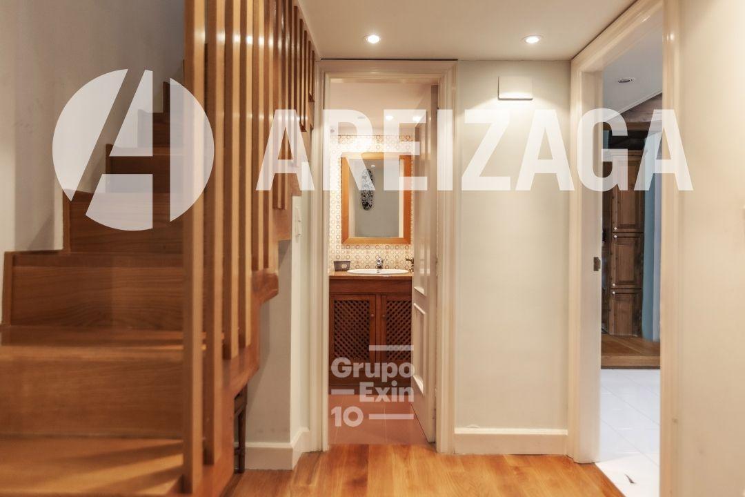 Flat for Sale in San Sebastián