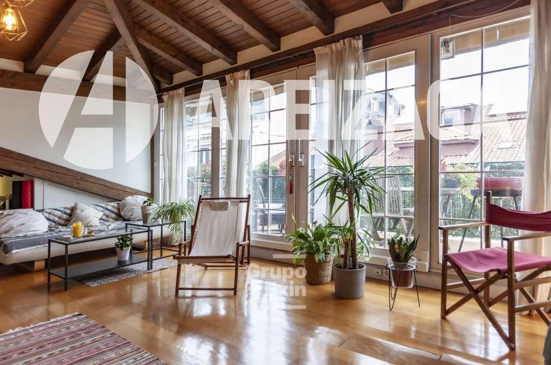 Flat for Sale in San Sebastián