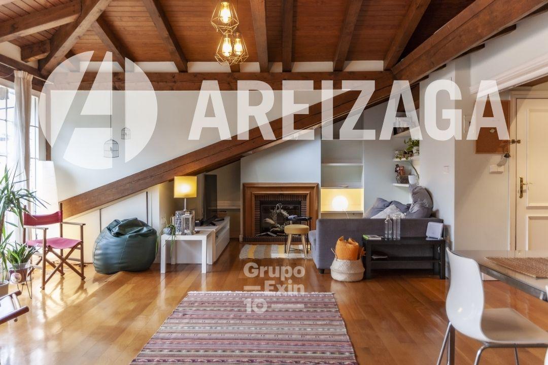 Flat for Sale in San Sebastián
