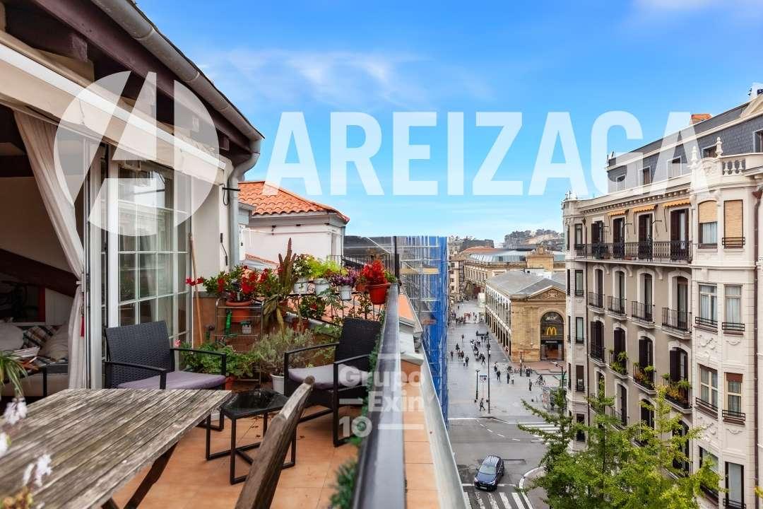 Flat for Sale in San Sebastián