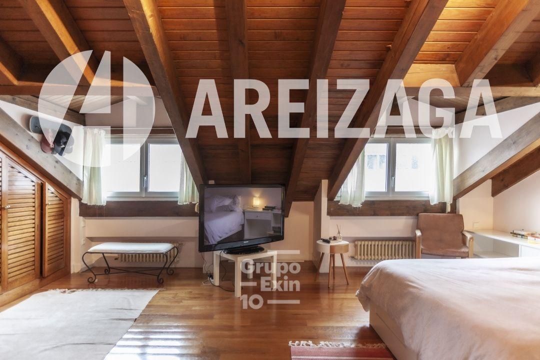 Flat for Sale in San Sebastián