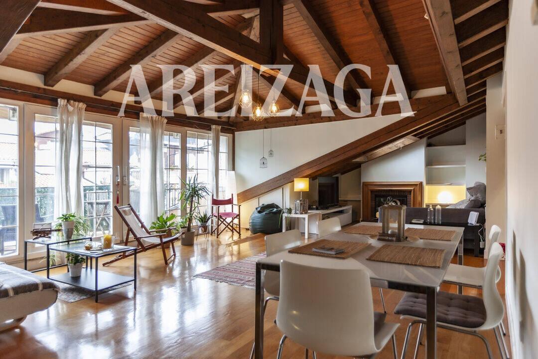 Flat for Sale in San Sebastián