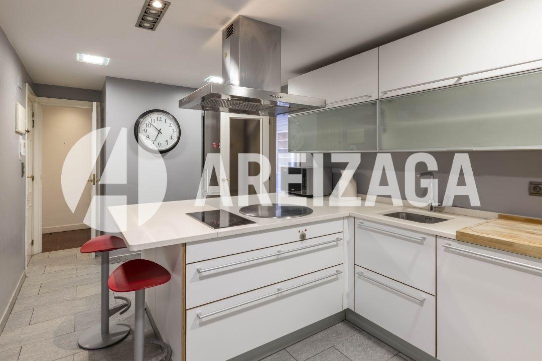 Flat for Sale in San Sebastián