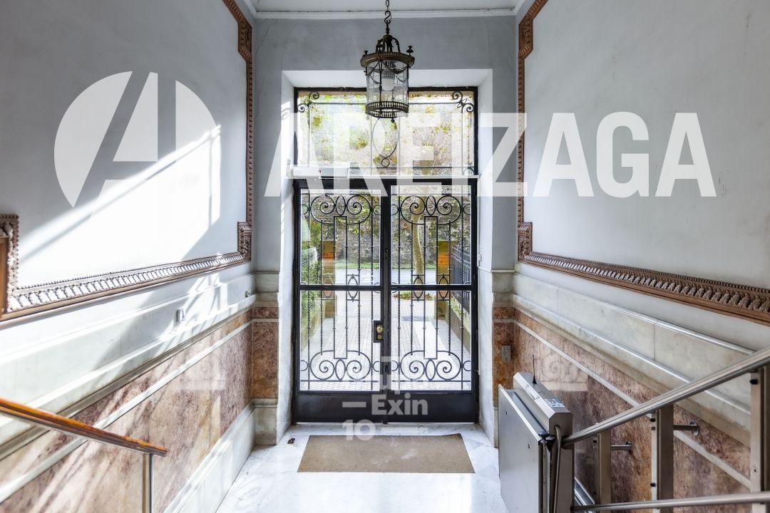 Flat for Sale in San Sebastián