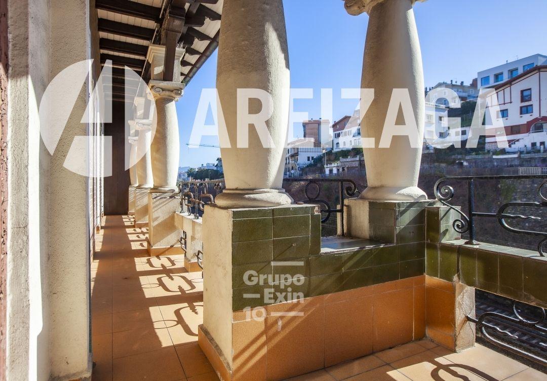Flat for Sale in San Sebastián