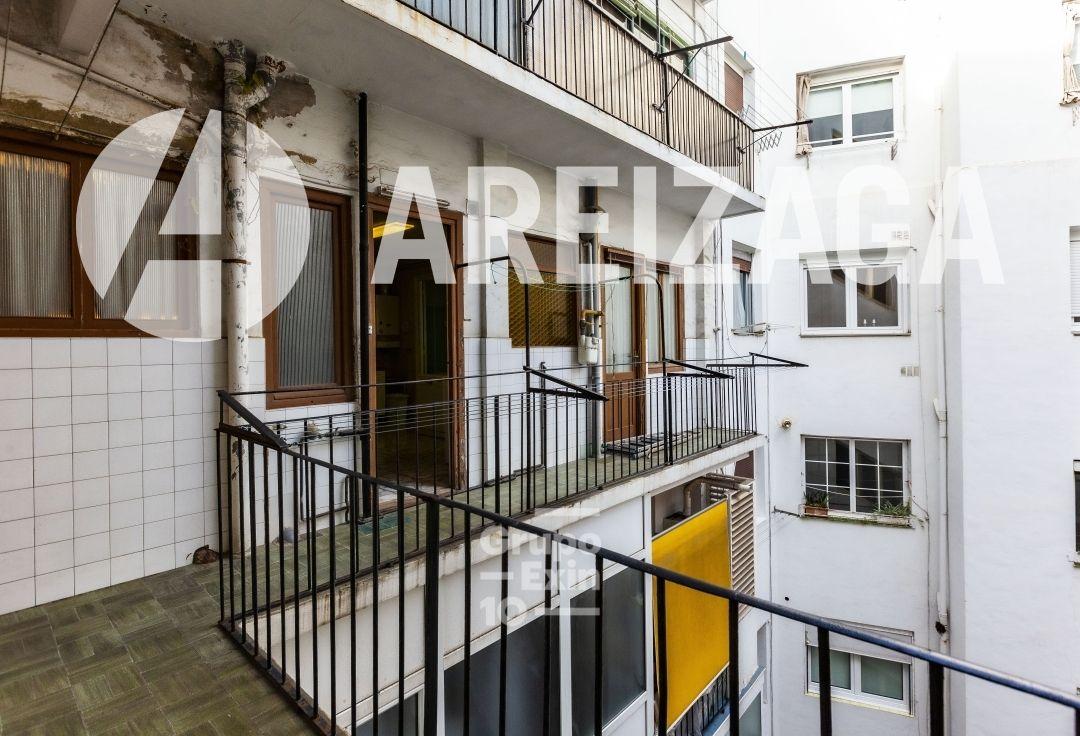 Flat for Sale in San Sebastián
