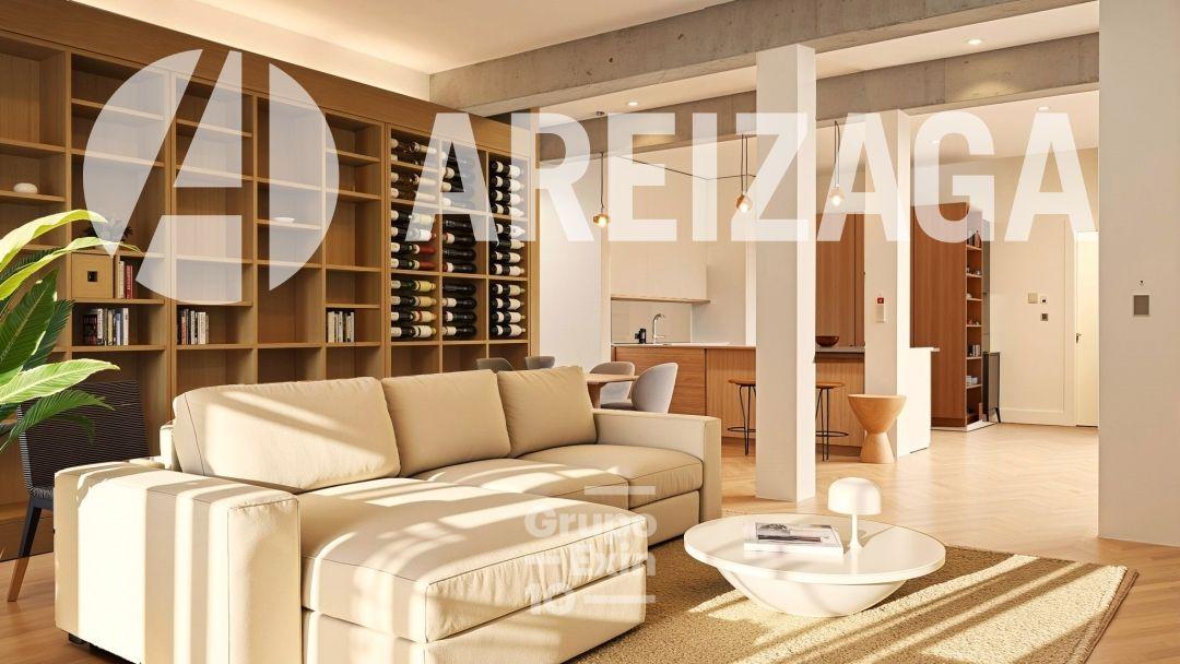 Flat for Sale in San Sebastián