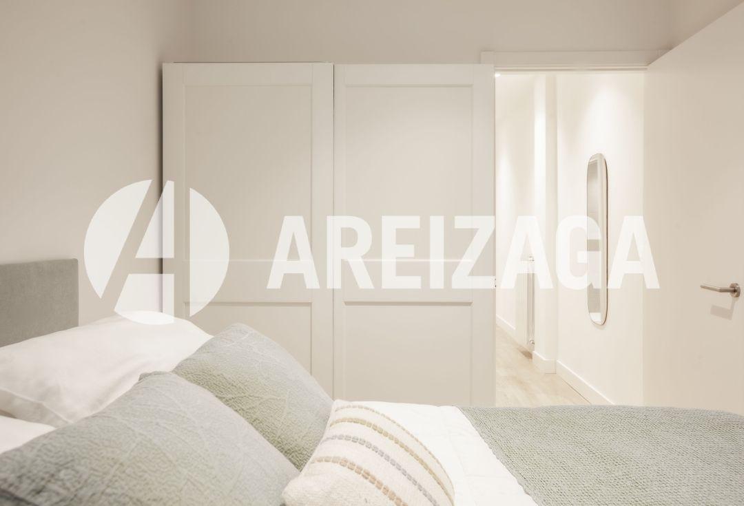 Flat for Sale in San Sebastián