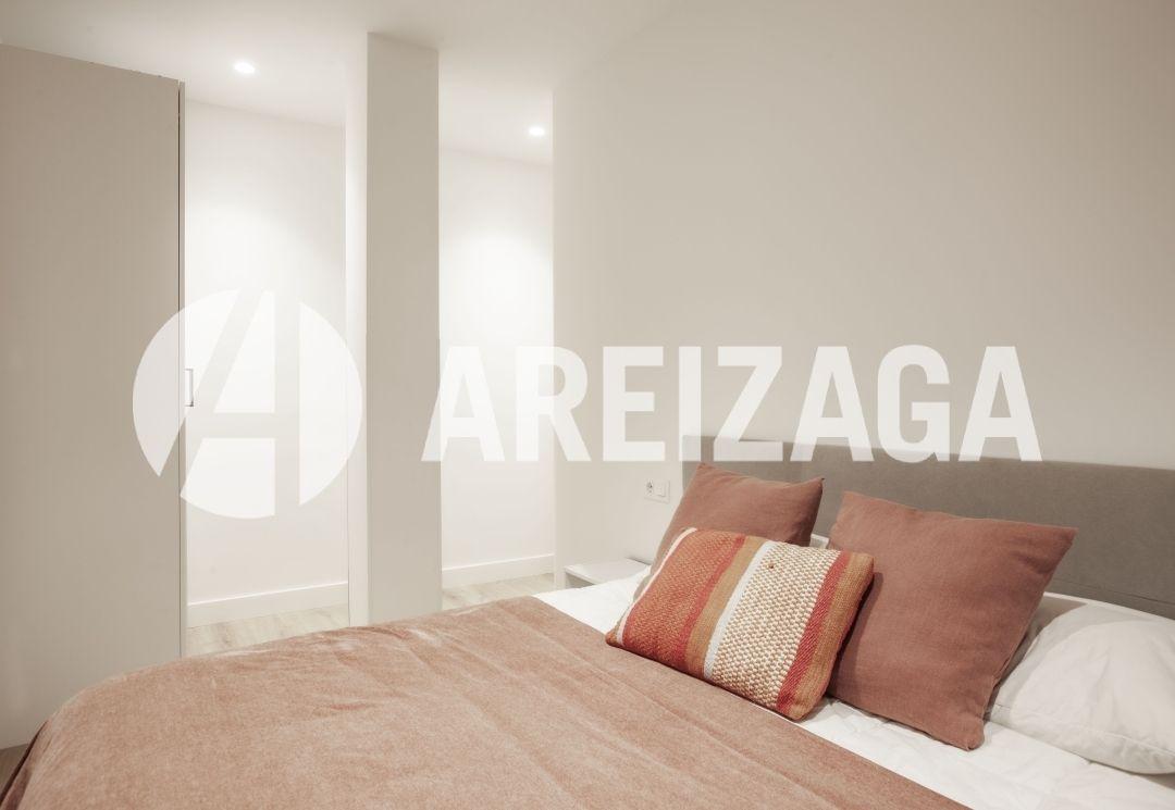 Flat for Sale in San Sebastián