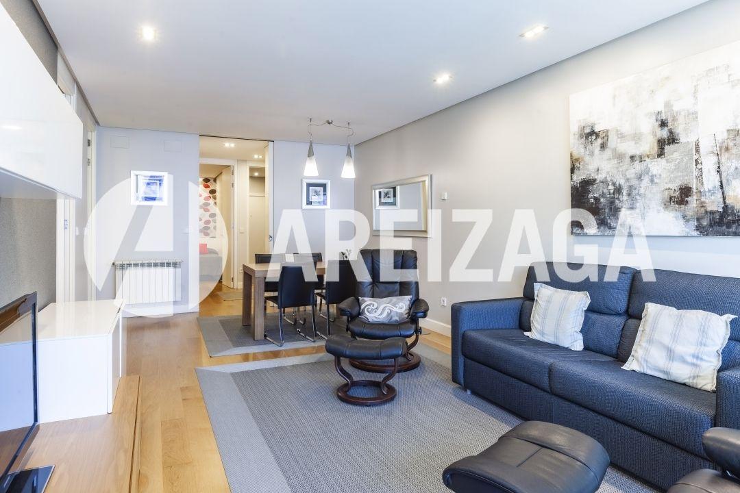 Flat for Sale in San Sebastián