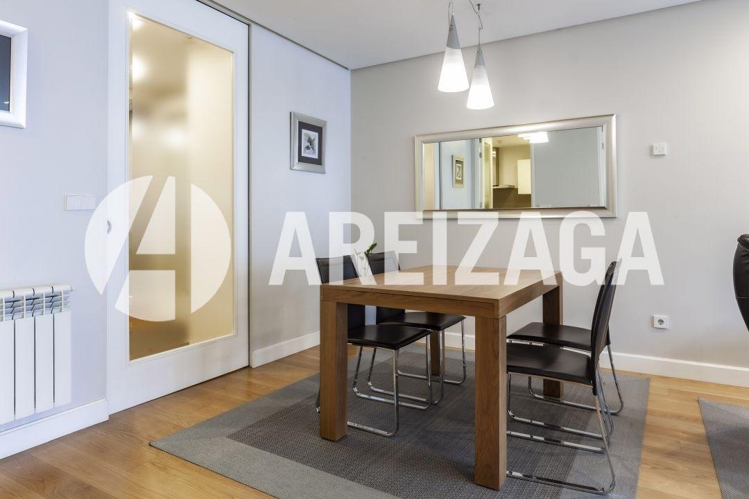 Flat for Sale in San Sebastián