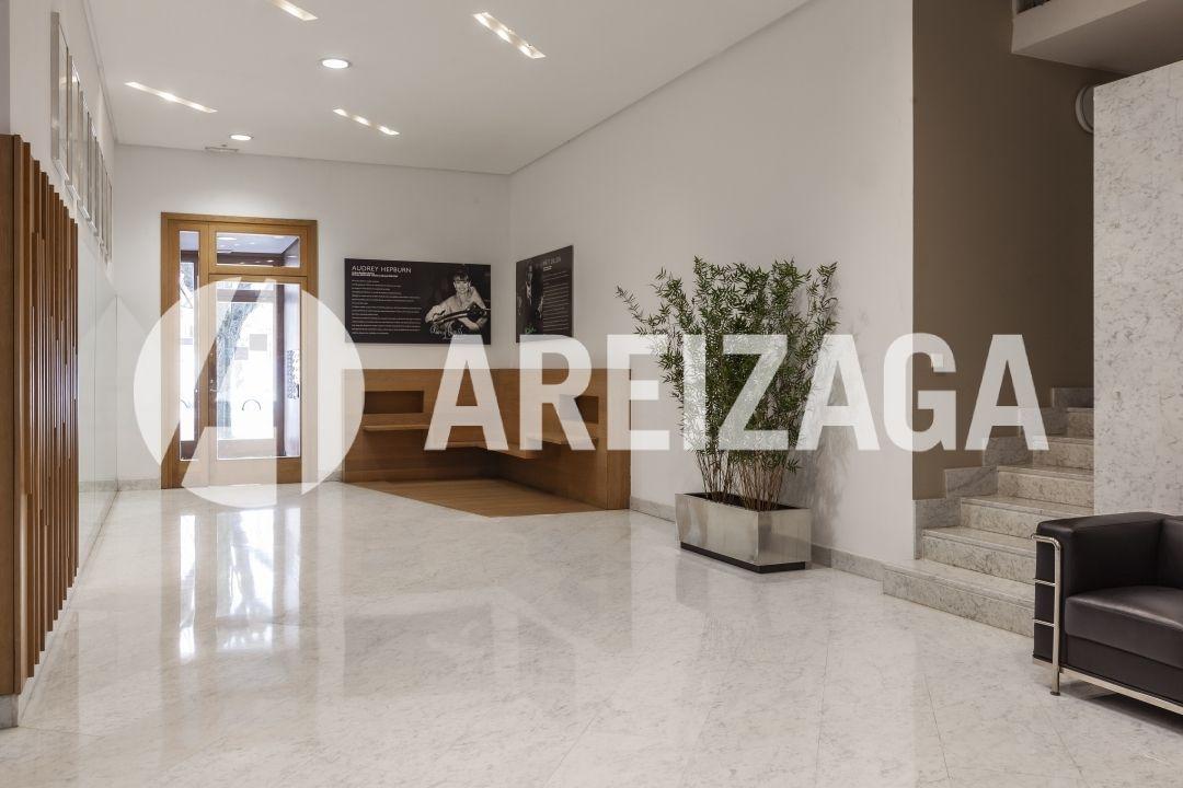 Flat for Sale in San Sebastián