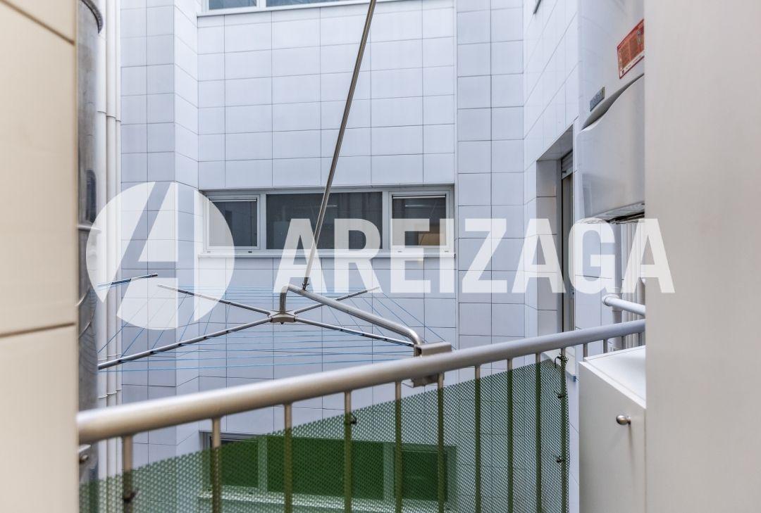 Flat for Sale in San Sebastián