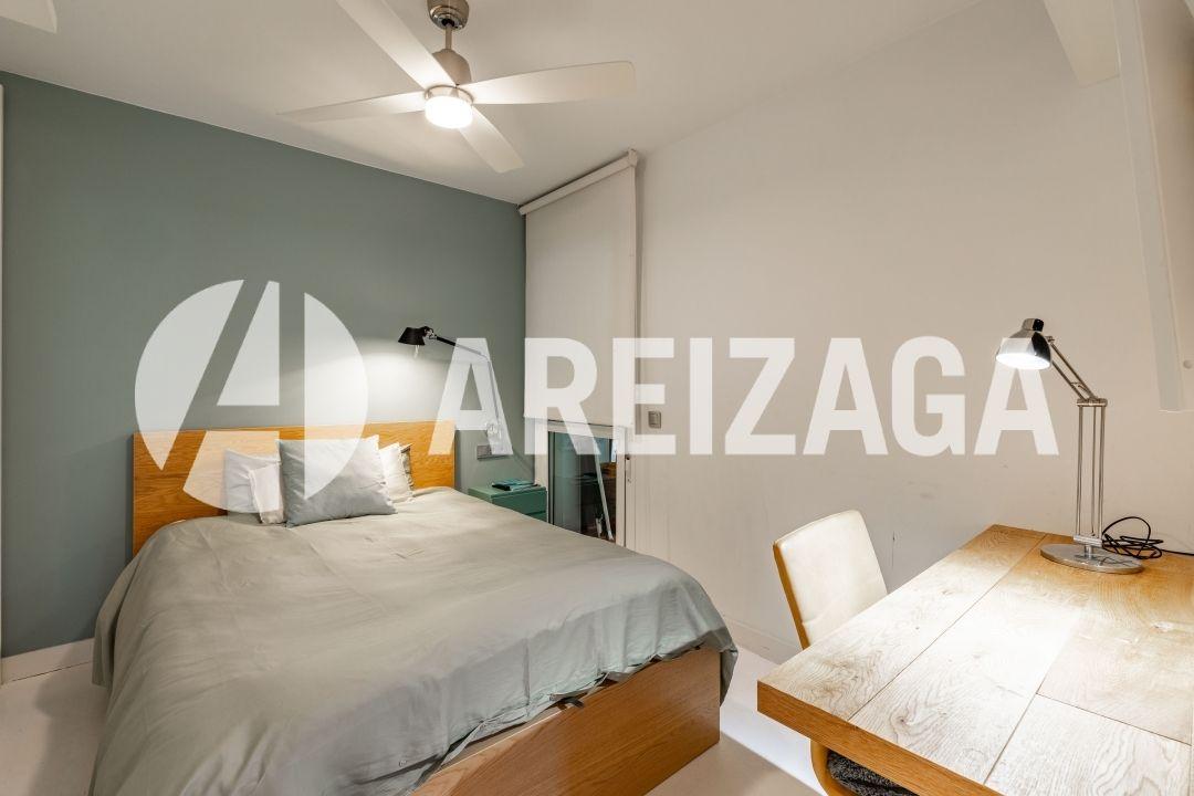 Flat for Sale in San Sebastián