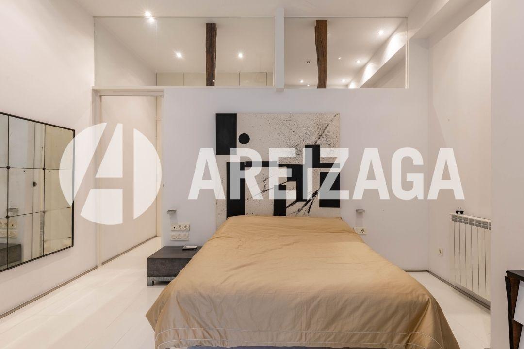 Flat for Sale in San Sebastián