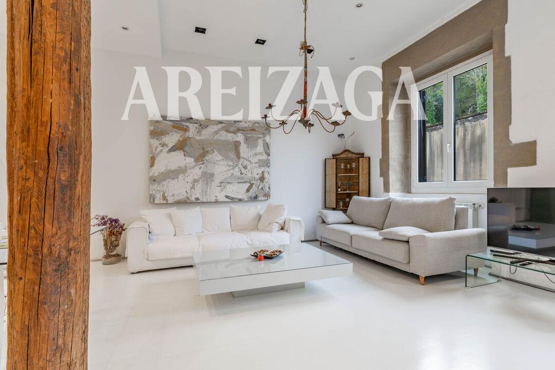 Flat for Sale in San Sebastián