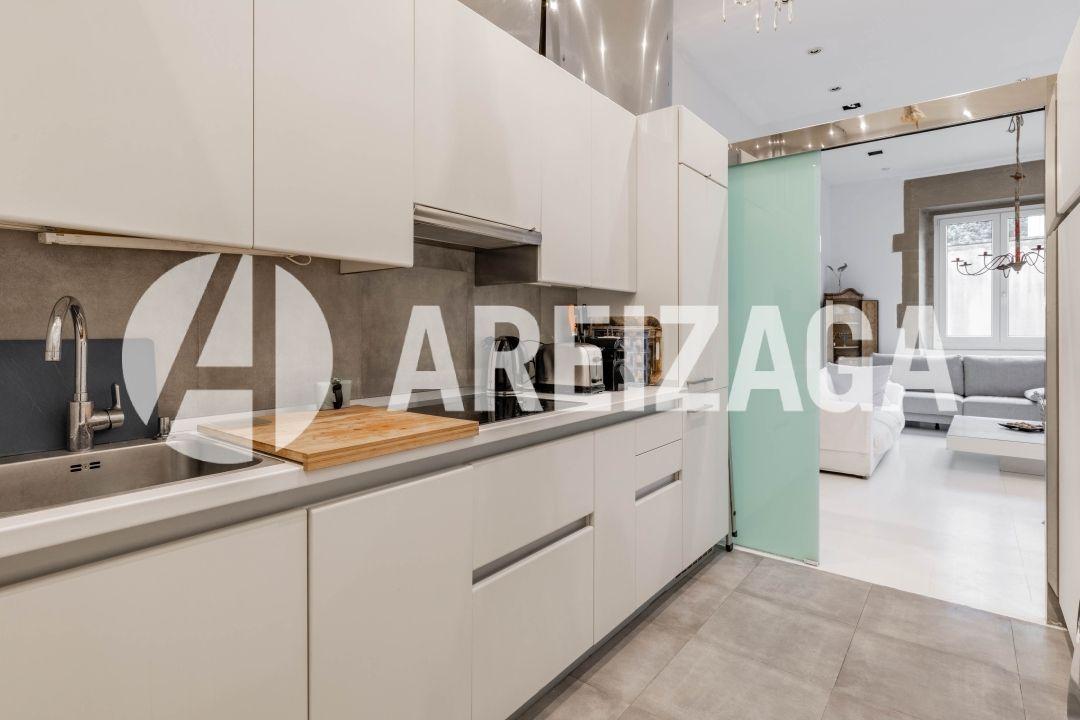 Flat for Sale in San Sebastián