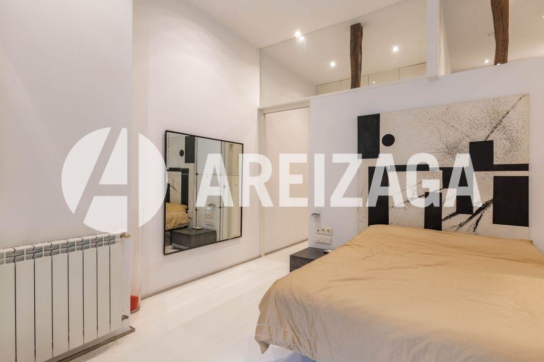 Flat for Sale in San Sebastián