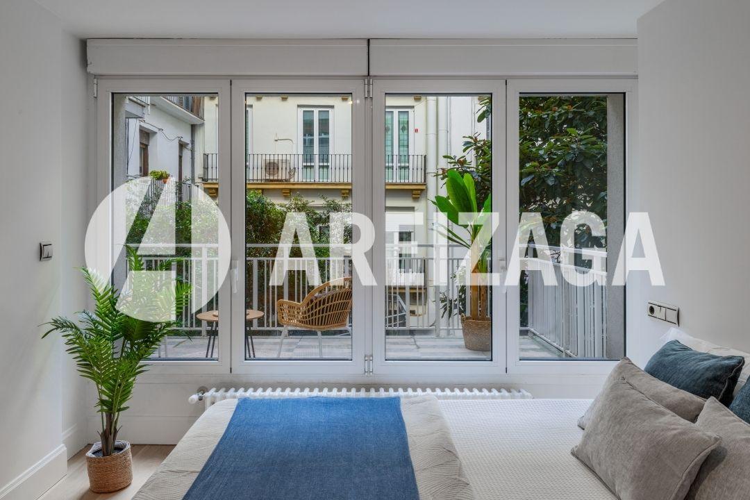 Flat for Sale in San Sebastián