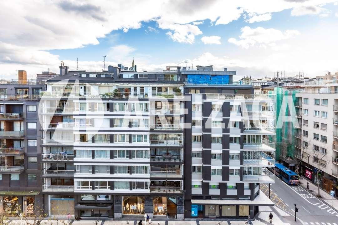 Flat for Sale in San Sebastián