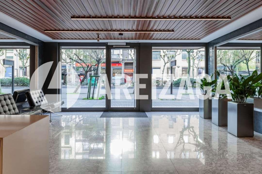 Flat for Sale in San Sebastián