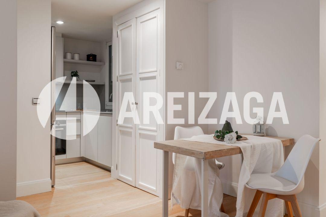 Flat for Sale in San Sebastián