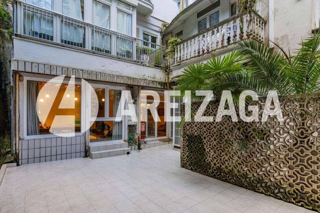 Flat for Sale in San Sebastián