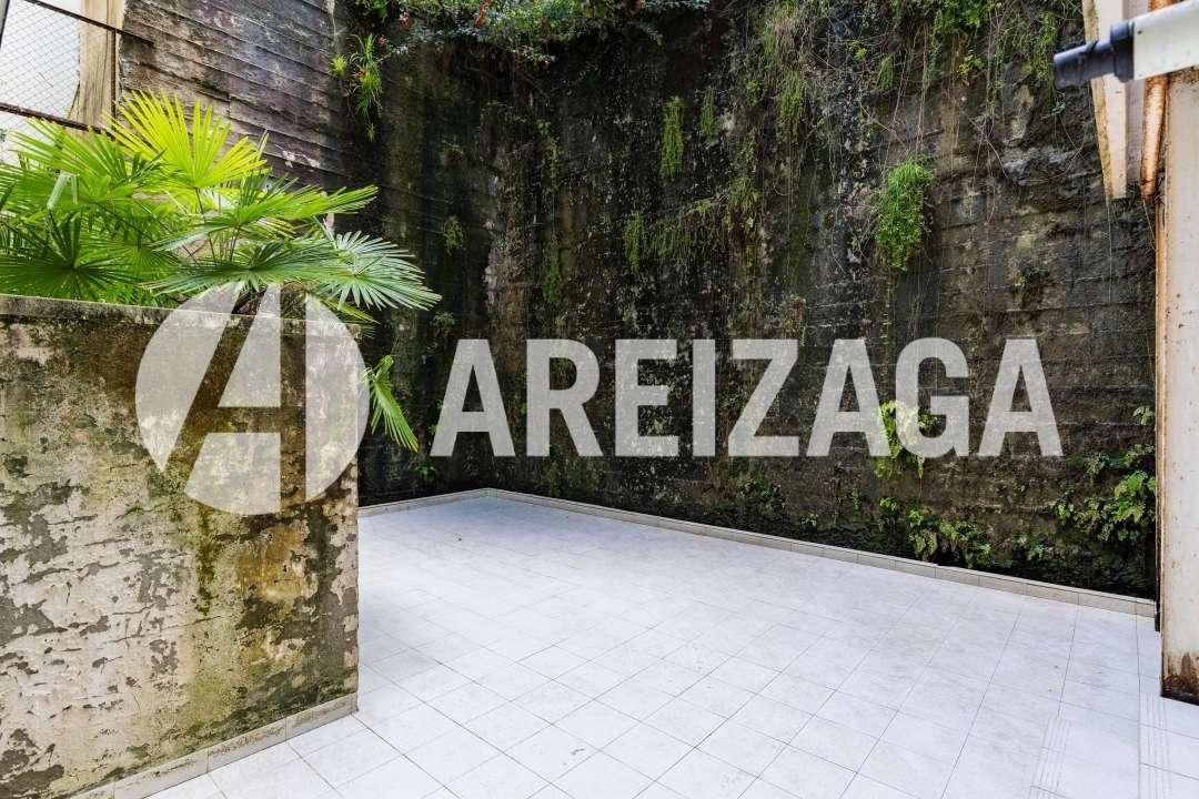 Flat for Sale in San Sebastián
